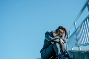 転職の面接試験で合格フラグ・不合格フラグを出す面接官に落とされた女性