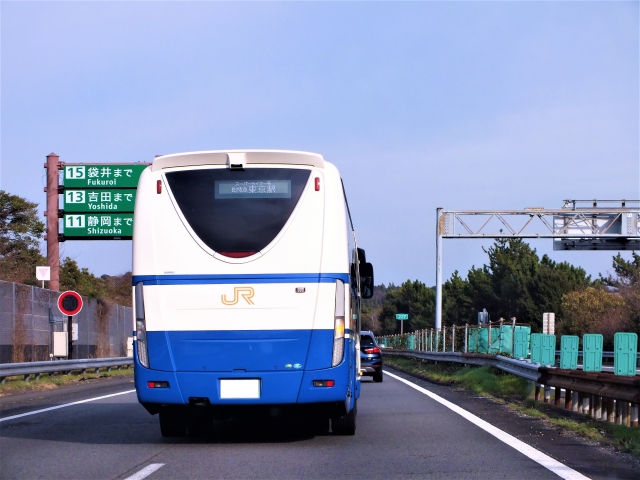 バス運転手への転職！転身成功のための全ガイド①