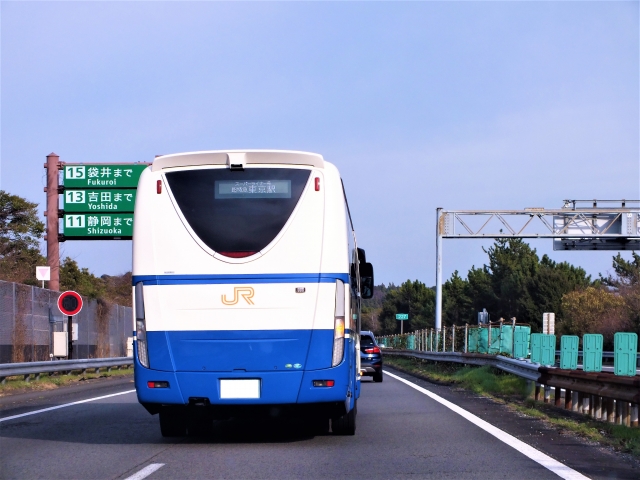 バス運転手への転職！転身成功のための全ガイド①